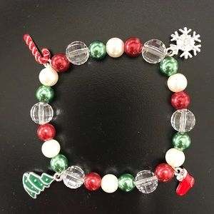 NWT AVON JOLLY STRETCH BRACELET